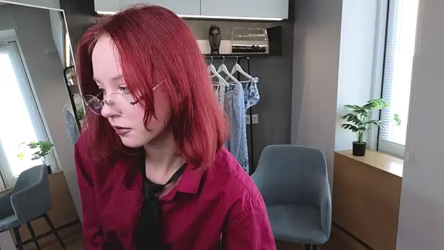 MaisieWillians online show from 29, 7, 2026
