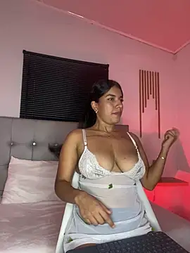 kimmygray10 online show from 3, 6, 2026