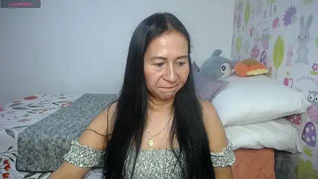 Tyna b online show from 12, 7, 2026