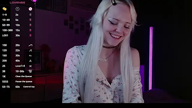 Snapshot of evianlui chatting on 1, 5, 2026 evianlui online show from 1, 5, 2026
