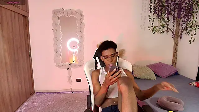 Snapshot of IamAndrey chatting on 2, 6, 2026 IamAndrey online show from 2, 6, 2026