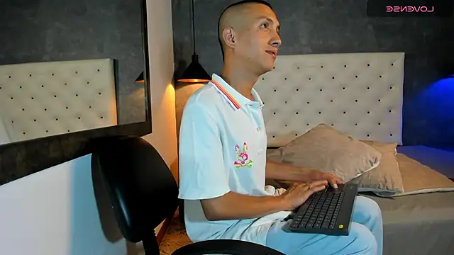 Jara Chick online show from 29, 5, 2026