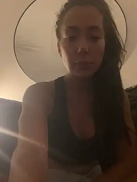 naughtyfriendsplay online show from 4, 8, 2026