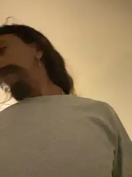 Snapshot of HDGarc chatting on 8, 4, 2026 HDGarc online show from 8, 4, 2026