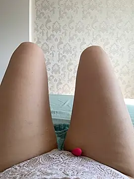 Snapshot of Cofeblond chatting on 14, 4, 2026 Cofeblond online show from 14, 4, 2026