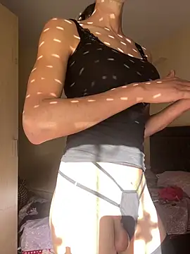 Snapshot of Blacktourmalinee chatting on 14, 4, 2026 Blacktourmalinee online show from 14, 4, 2026