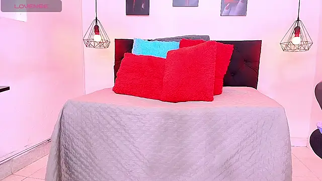 hilary banks1 online show from 11, 7, 2026