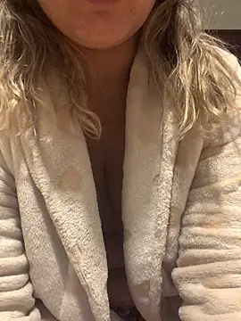 bombona25 online show from 14, 4, 2026