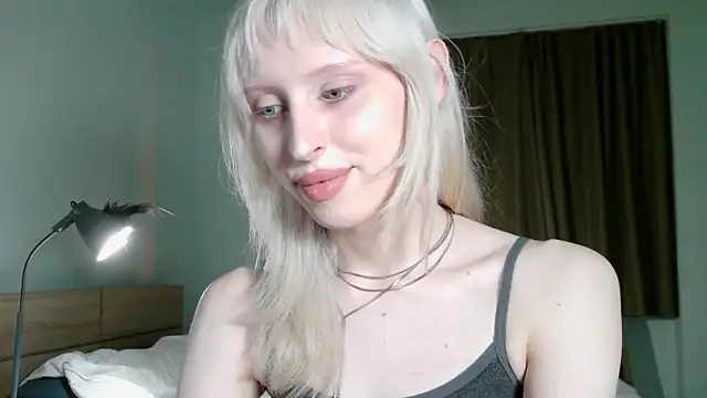Snapshot of Sora100000 chatting on 24, 5, 2026 Sora100000 online show from 24, 5, 2026
