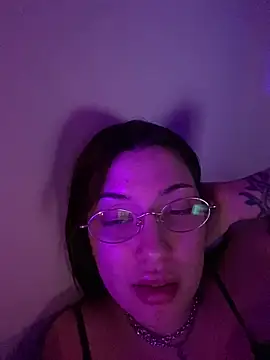 cherryxxox online show from 18, 4, 2026