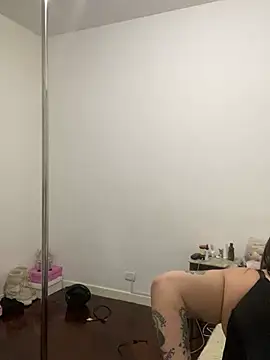 cherryxxox online show from 9, 5, 2026