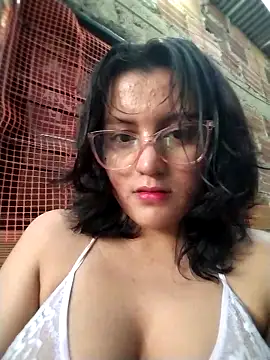 sienna elara online show from 5, 5, 2026