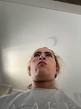 Natigoonzalez online show from 14, 5, 2026
