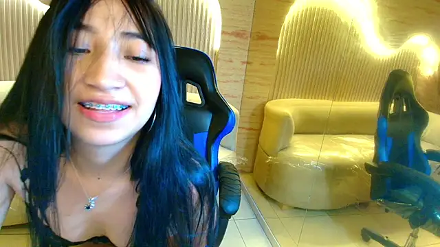 Snapshot of sol__r chatting on 15, 7, 2026 sol r online show from 15, 7, 2026