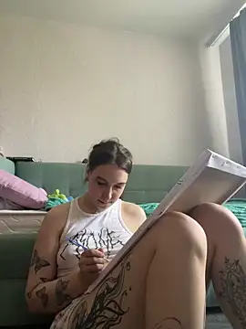 Snapshot of RiannaBrown chatting on 10, 6, 2026 RiannaBrown online show from 10, 6, 2026
