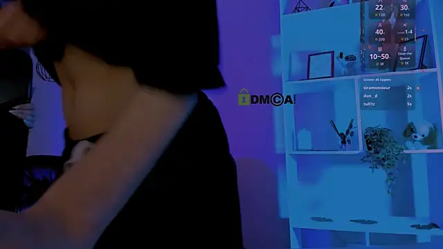 mia mooon  online show from 25, 4, 2026