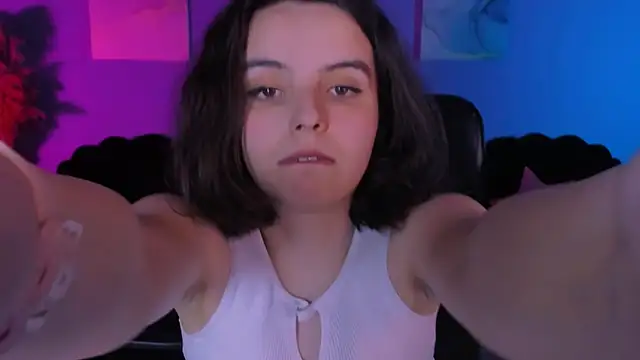 mia mooon  online show from 26, 4, 2026