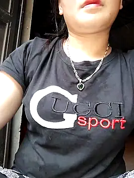 Snapshot of giahan1 chatting on 21, 4, 2026 giahan1 online show from 21, 4, 2026