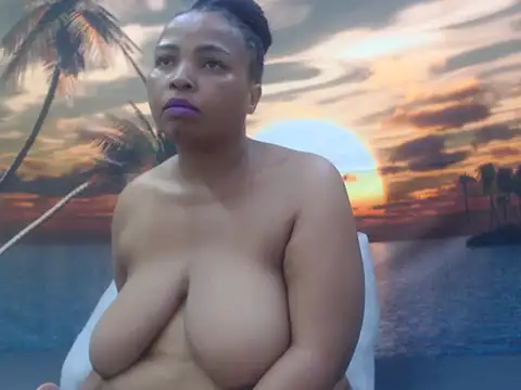 GoldenLuxeLady online show from 13, 5, 2026