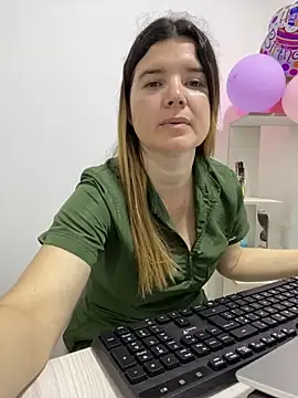 Snapshot of amelia_16 chatting on 4, 6, 2026 amelia 16 online show from 4, 6, 2026
