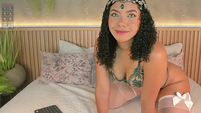Layla Banks online show from 29, 6, 2026