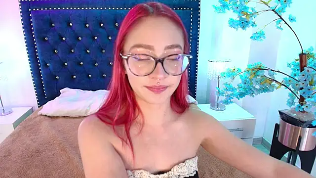 Amelie adams online show from 2, 5, 2026