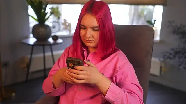 LindyMekee online show from 9, 4, 2026