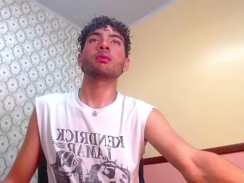 Snapshot of jake_1boy chatting on 10, 4, 2026 jake 1boy online show from 10, 4, 2026