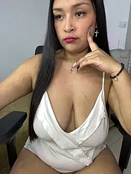 Simplemente Aurora online show from 21, 5, 2026