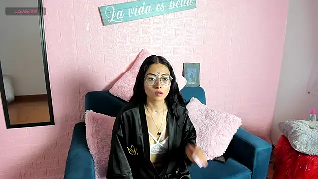 Snapshot of Kat_santana chatting on 10, 4, 2026 Kat santana online show from 10, 4, 2026