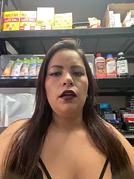 Snapshot of MIA_ROSSEEE chatting on 16, 6, 2026 MIA ROSSEEE online show from 16, 6, 2026