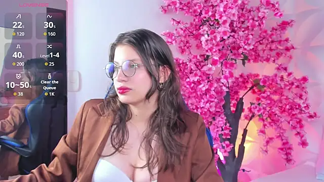 liiliie petite online show from 1, 5, 2026