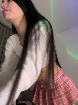 Giiasteele online show from 10, 4, 2026