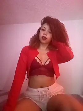Snapshot of SweetJeii chatting on 28, 4, 2026 SweetJeii online show from 28, 4, 2026