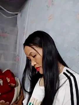  Lyly pussy  online show from 16, 4, 2026