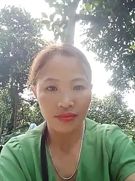  Lyly pussy  online show from 28, 4, 2026