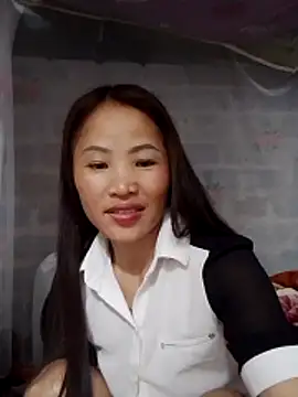  Lyly pussy  online show from 9, 5, 2026