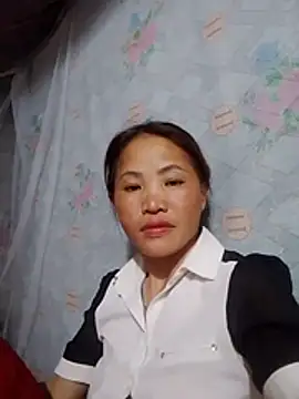 Lyly pussy  online show from 20, 5, 2026