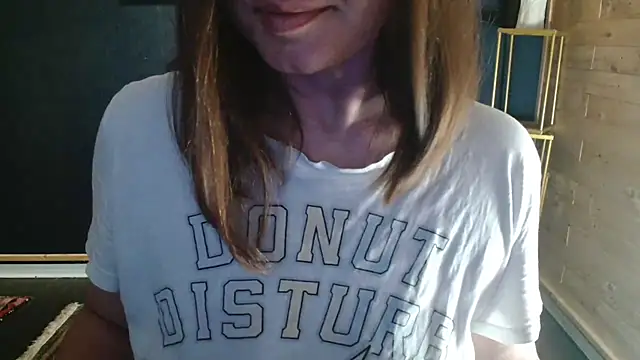NicoleLove  online show from 24, 6, 2026