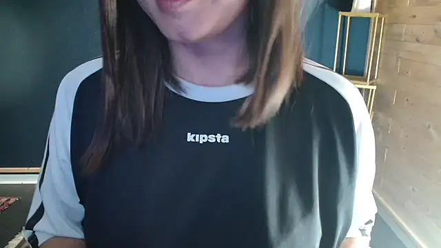 NicoleLove  online show from 15, 7, 2026