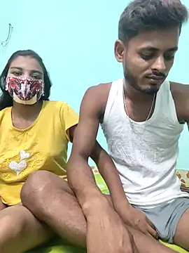 Hot-Couple4 online show from 4, 5, 2026