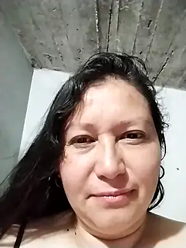 Snapshot of Dayis_2 chatting on 26, 4, 2026 Dayis 2 online show from 26, 4, 2026