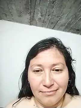 Snapshot of Dayis_2 chatting on 11, 5, 2026 Dayis 2 online show from 11, 5, 2026