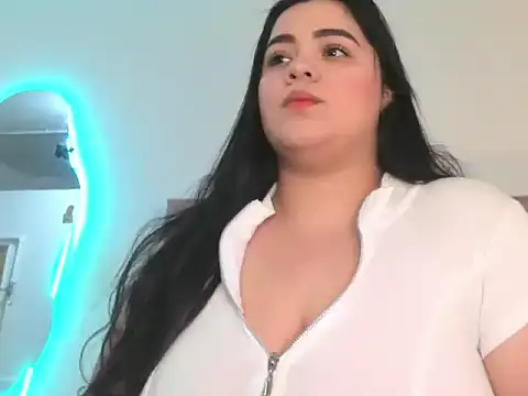 Snapshot of laurenlaine chatting on 25, 4, 2026 laurenlaine online show from 25, 4, 2026