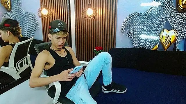 Snapshot of Skinny_cute_Alyer chatting on 11, 6, 2026 Skinny cute Alyer online show from 11, 6, 2026