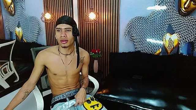 Snapshot of Skinny_cute_Alyer chatting on 26, 6, 2026 Skinny cute Alyer online show from 26, 6, 2026