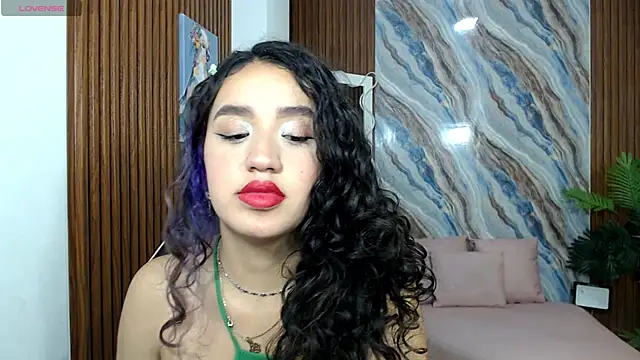 Ellis tay online show from 19, 4, 2026