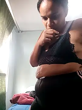 sexybronwlatin online show from 13, 4, 2026