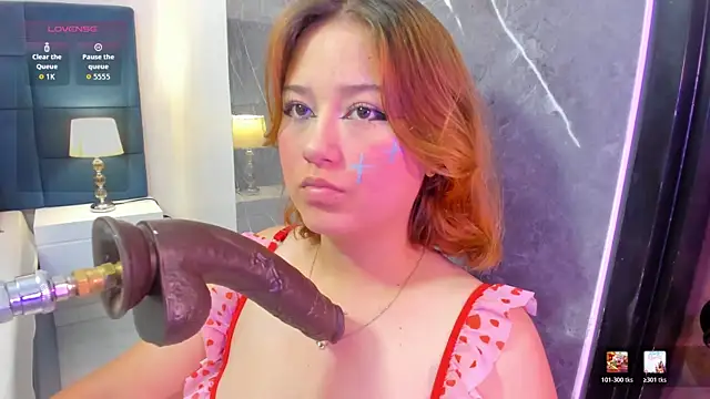 Snapshot of iza_grey chatting on 6, 5, 2026 iza grey online show from 6, 5, 2026