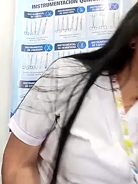 Snapshot of SOFI__10 chatting on 28, 4, 2026 SOFI 10 online show from 28, 4, 2026